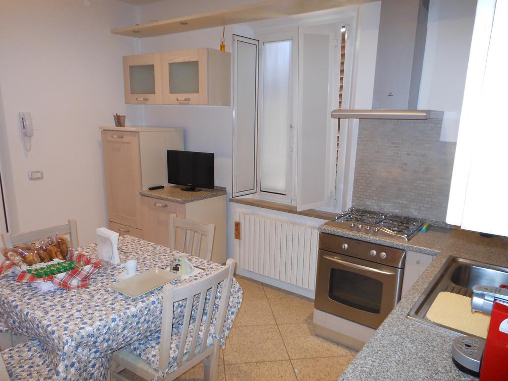 B&B La Luna Dal Borgo Iesi Ngoại thất bức ảnh