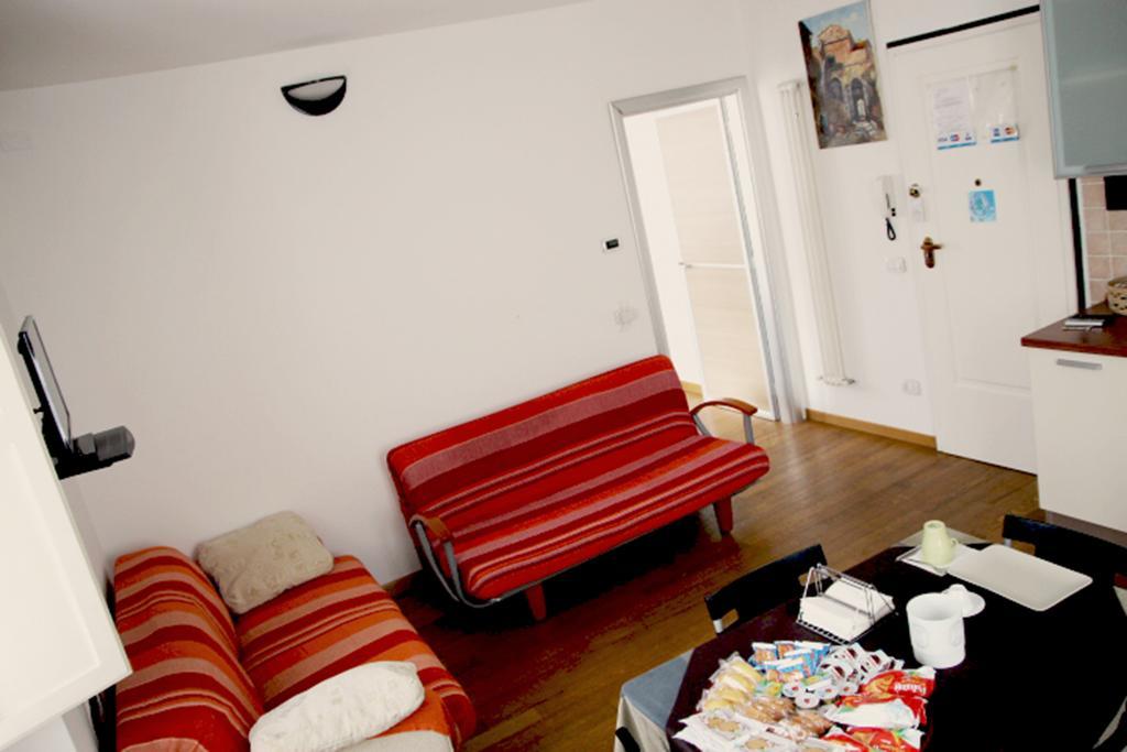 B&B La Luna Dal Borgo Iesi Ngoại thất bức ảnh